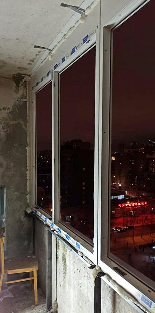 Установка стеклопакетов на лоджии